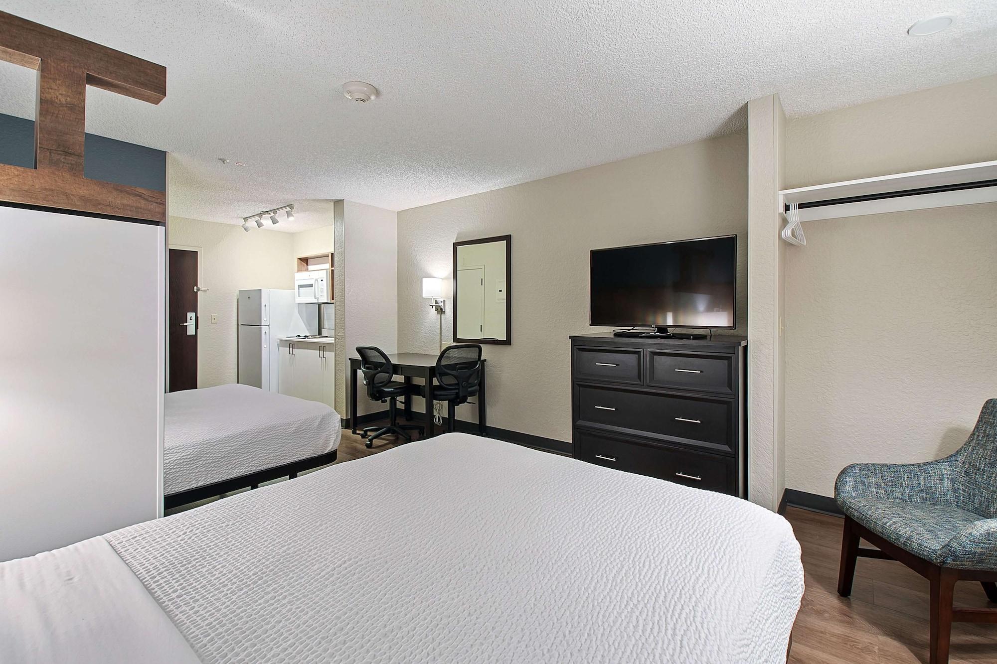 Extended America Premier - Miami - Airport - Doral - 87th Avenue South Hotel 2*